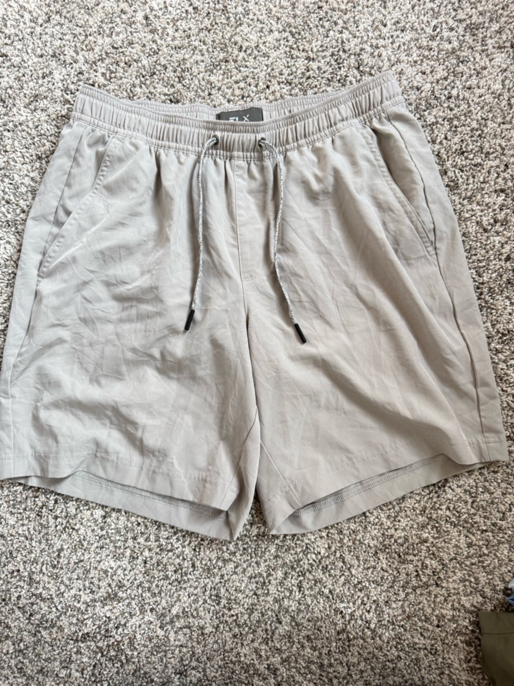 Men’s Athletic Drawstring Shorts in Light Gray